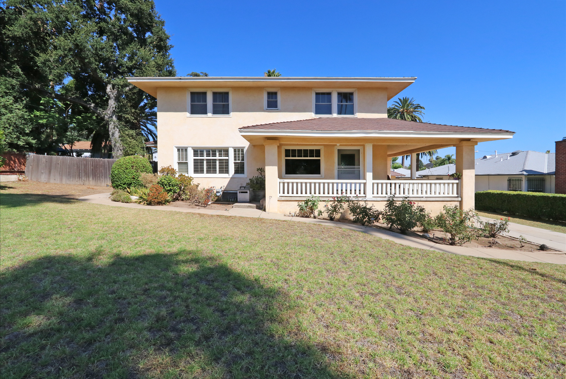 5 Bedroom Altadena Craftsman on a Huge Flat Lot!