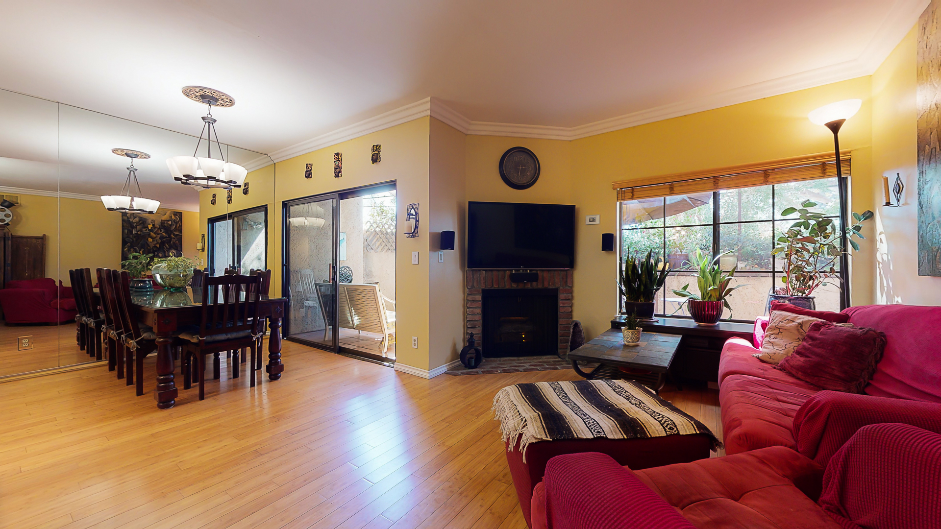 Spacious 3 bedroom Condo in Uber-Hip NoHo Arts District.